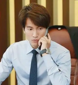 《恋恋不忘》言承旭华丽回归 偏分短发诠释酷帅总裁