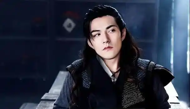 严屹宽:十世情商换一世神颜,入圈二十多年零绯闻