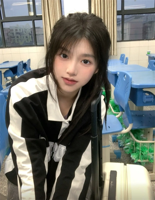 缘分好奇妙 女孩拿2004年老照片在抖音寻人 真找到了-星瀚资源网-www.