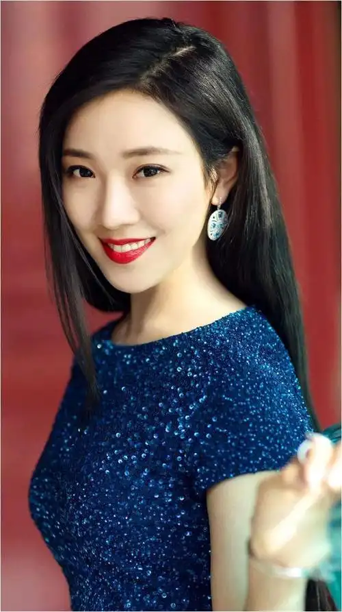 五位被名字耽误的女星个个貌美如花却有一个很爷们地名