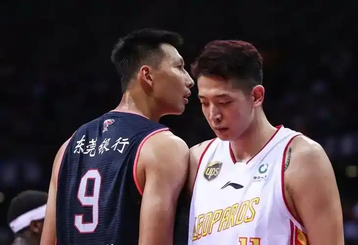 这才是男篮潜力内线!关键女友还这么漂亮_沈梓捷