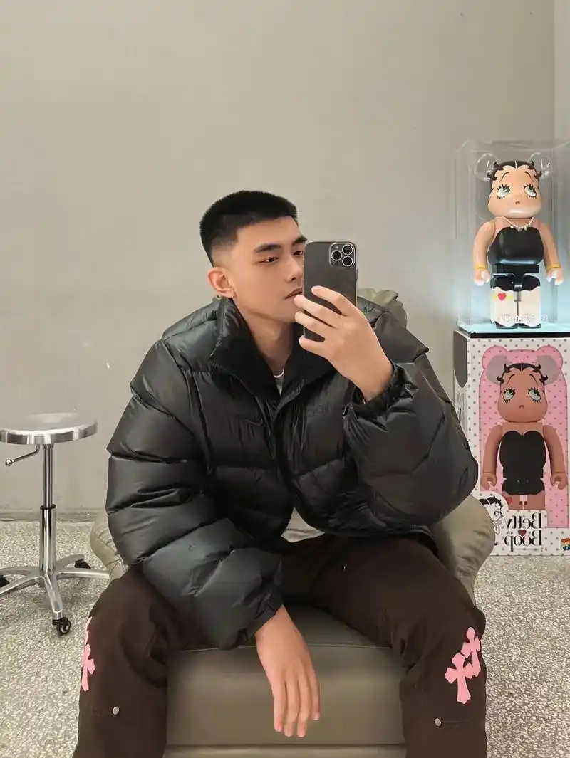 冬天剪个美式圆寸头真爽  #寸头  #痞帅 #抖音图文来了  - 抖音