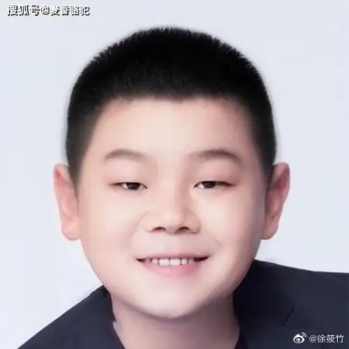 刘筱亭长文谢粉丝岳云鹏晒童年照栾云平身价大涨