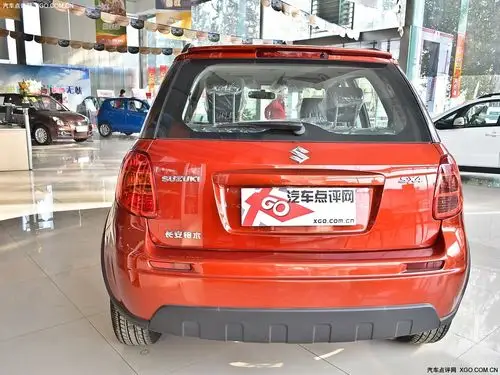 长安铃木sx4价格(长安铃木suv车型sx4多少钱)