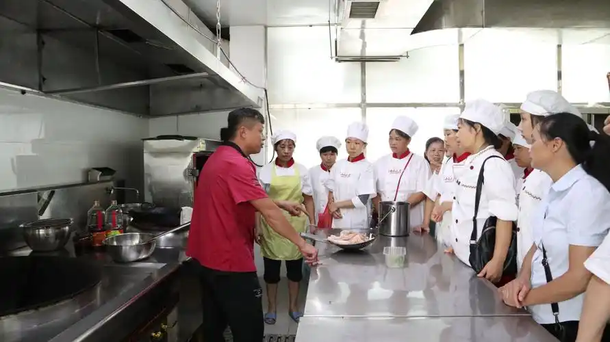 【不忘"厨"心,励志前行】青幼教育集团厨房工作人员技能培训