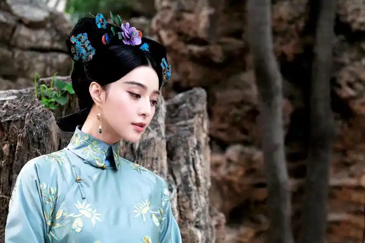 范冰冰 画框里的女人 - 堆糖,美图壁纸兴趣社区