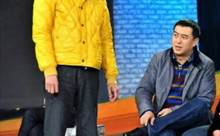 原创大叔张嘉译一婚娶千金小姐被说吃软饭二婚娶知名演员被当成宝