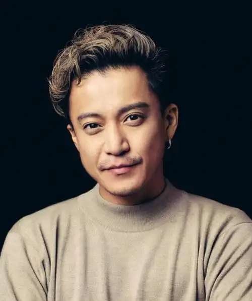 小栗旬正式就任所属事务所社长 今后继续从事演艺活动