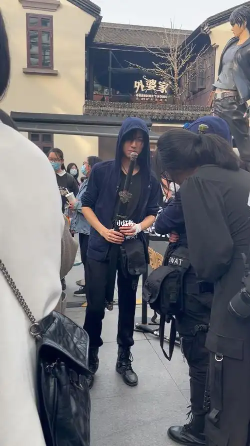 盗墓笔记 张起灵_盗墓笔记_杭州湖滨银泰in77攻略_人文_阅读