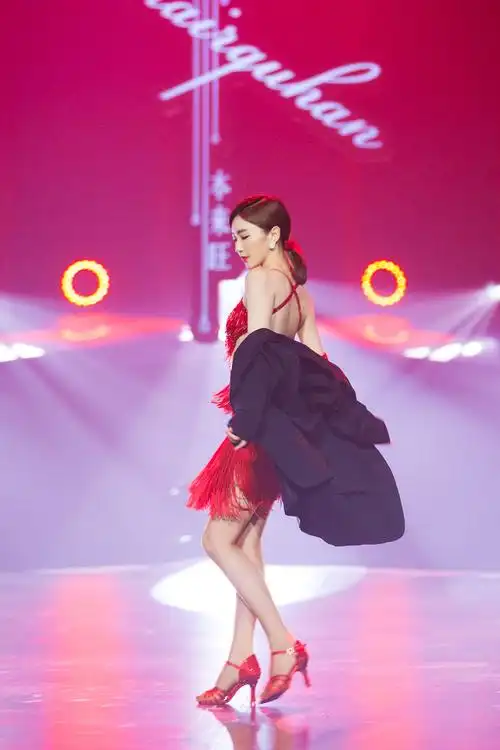 毛晓彤加盟盗墓笔记重启头号邪粉被赞还原度高