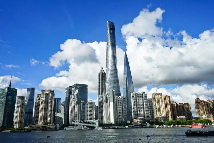 金茂大厦 上海中心大厦 环球金融中心,三足鼎立.