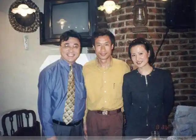 刘佩琦以其演技和实力,从无名到知名演员,曾在《离开雷锋的日子》中