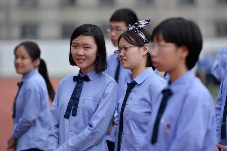 滋兰树蕙清香溢东园骊歌梦想飞山东省实验中学东校区隆重举行2020届