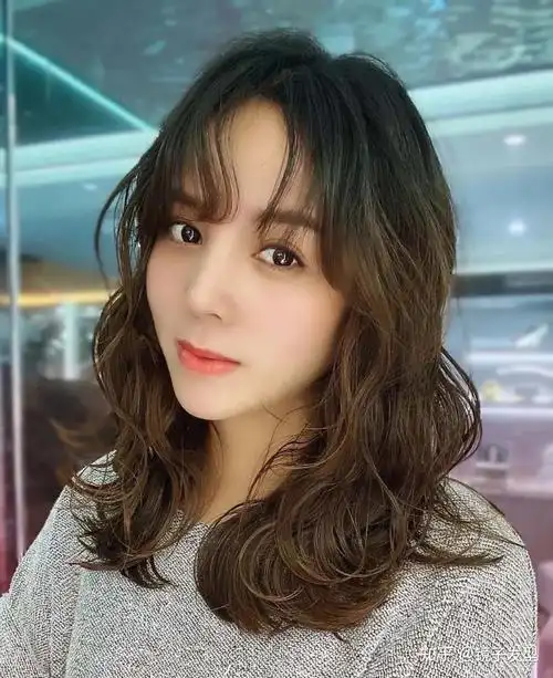 2021新年女发怎么剪最美最火发型一大波送给你有长有短任你选