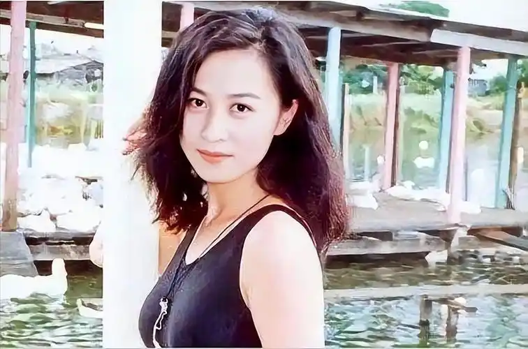 盘点长了一张不好惹的脸的7位女星,个个面相很凶,看着就发怵