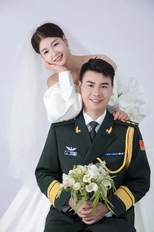 这12对军人的结婚照,都太好看!