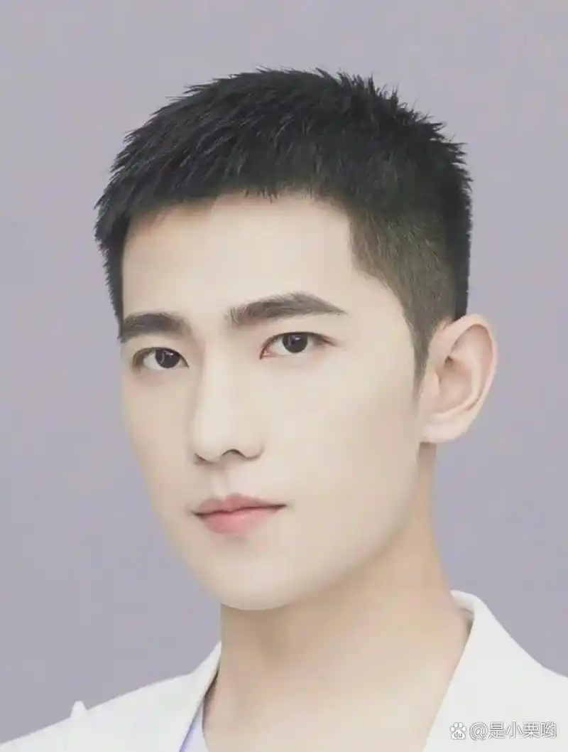 一款男士不一样的短发栗子头 男士发型 栗子头和寸头有什么区别呢?