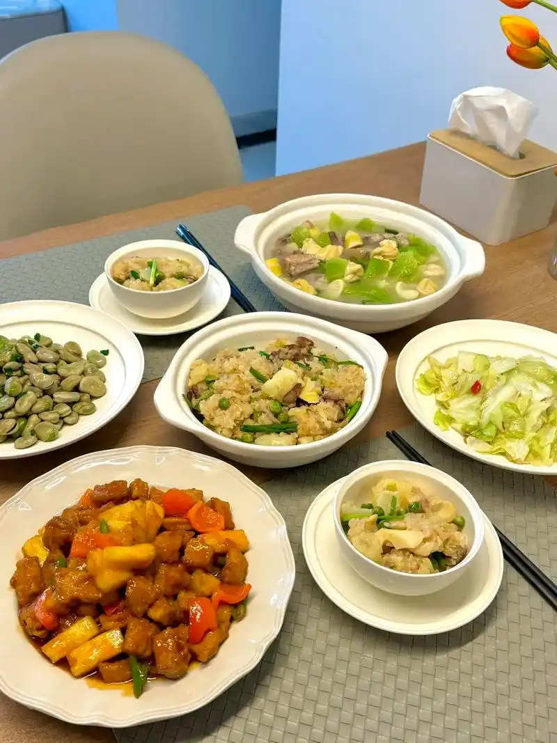 幸福其实很简单,就是假期的时间做顿可口的饭菜,与