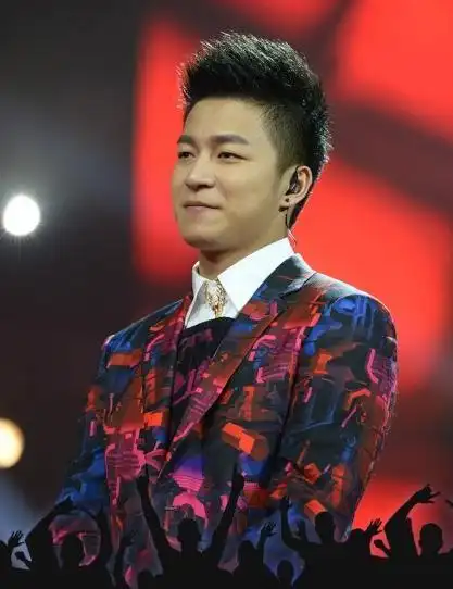 《中国好声音》那英组杨坤组终极考核:陈冰输在"内定冠军"