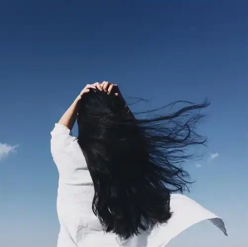 『森系 简约 头像 女头』· 〔微博@_shenli 〕·「或南或北,岁月不及