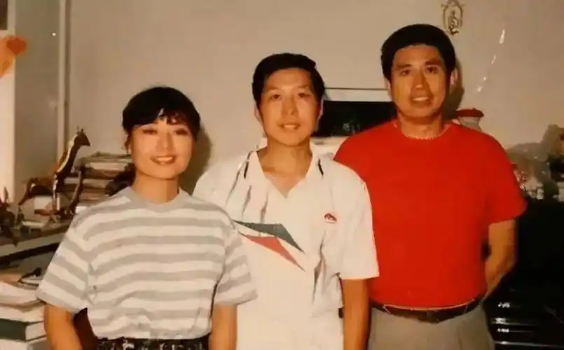 歌唱家殷秀梅结婚当天提离婚二嫁法国贵族至今无子成遗憾