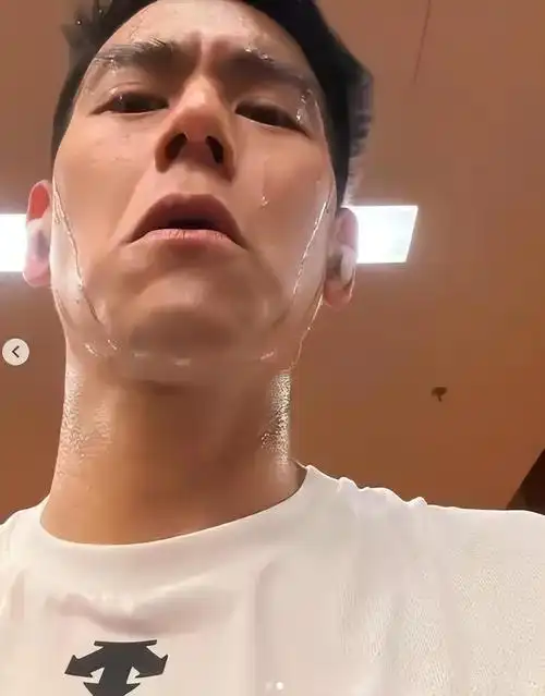 醉心工作的彭于晏已经单身7年(彭于晏结婚了吗现在) - 汉海网