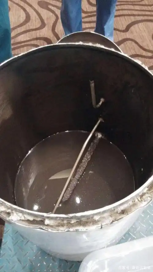 电热水器内胆水垢不及时清理同样影响加热速度,加热时间会越来越长,更