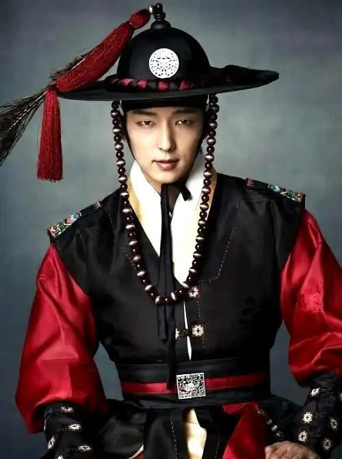 韩国8大古装美男李准基只排第六李钟硕第三第一太妖孽