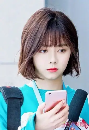 胖圆脸小女生适合的短发图片 打造清新玩转潮流度的头发设计