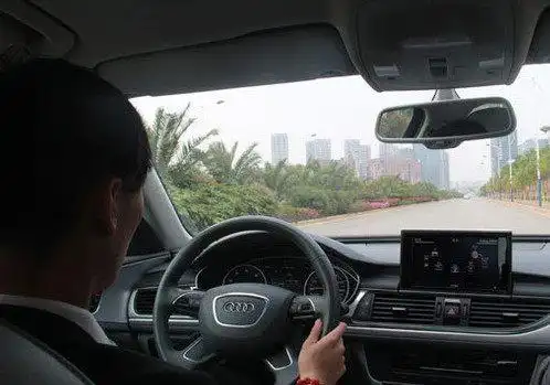 新手开车必学的小技巧,经验之谈,新手必看,都能做到就是老司机