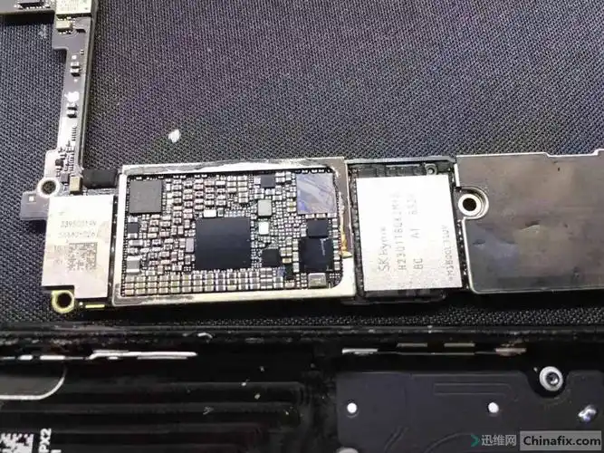 苹果7无服务通病只要基带没烧飞个线补个点保管好使