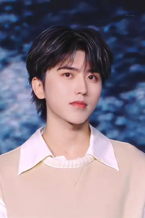 蔡徐坤##蔡徐坤范思哲全球品牌代言人