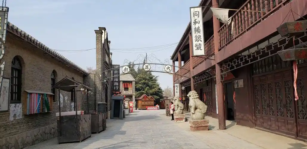 2022铁道游击队影视城游玩攻略,网上买的票,在取票口直接扫.