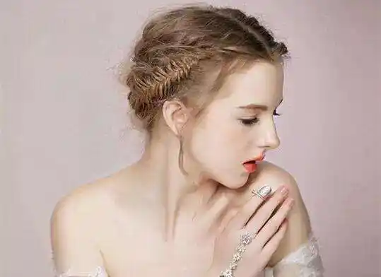 宫廷复古新娘发型欧式宫廷新娘发型精选