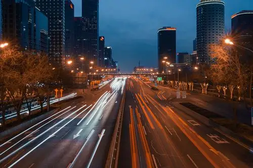 国贸桥夜景流光车流飞逝