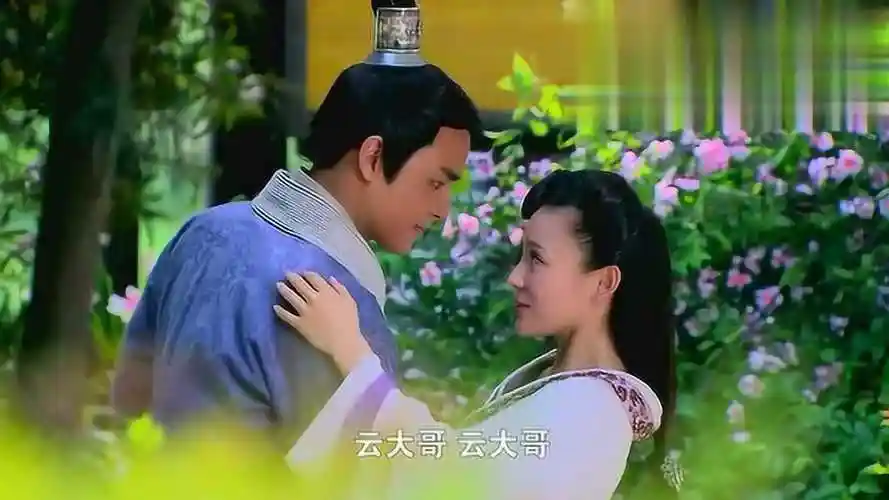 王的女人:吕乐撞见云狂和妙戈亲近,顿时醋意大发!