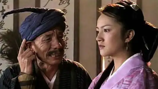 钟万仇的丑与甘宝宝,钟灵的美形成了鲜明的对比,明眼人一看,就知道