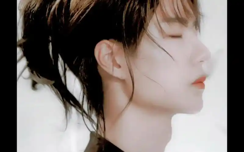 【王一博】对不起,苏到你了,我只能说王一博的喉结太"杀"了,谁拒绝得