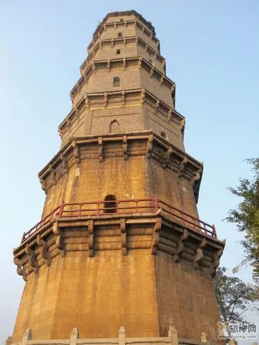 登龙湫宝塔,潮州尽在我眼下