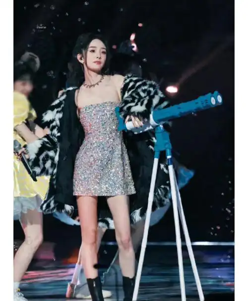 杨幂跨年跳舞的视频,揭示了多少人对娱乐圈女星的真实看法_什么_时候