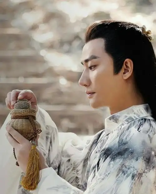 九州海上牧云记黄轩