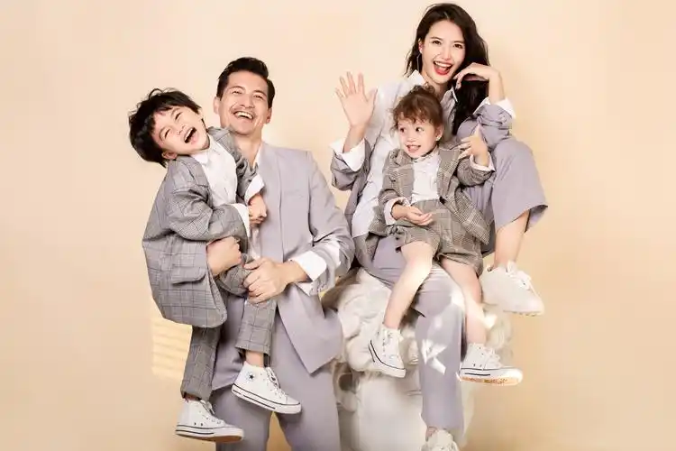 2020年影楼必看的 121套亲子/全家福服装-经典中的经典