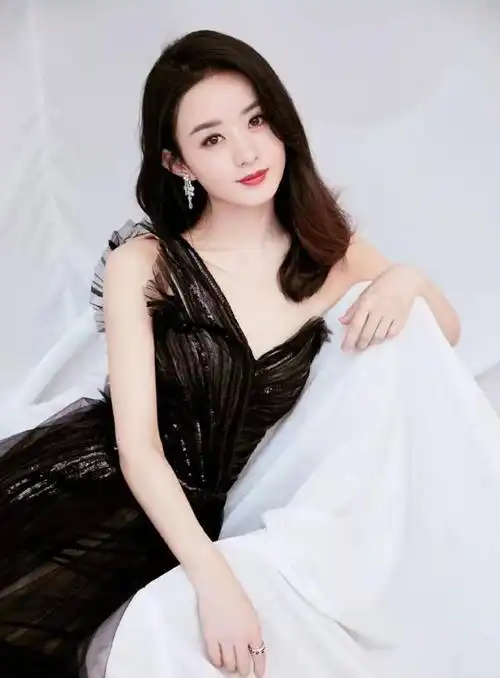 《新还珠格格》演员对比,未婚紫薇整容式变美,柳红嫁导演生俩娃