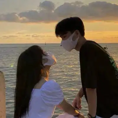 ins真人接吻情头想我就要说出来_情侣头像_我要个性网