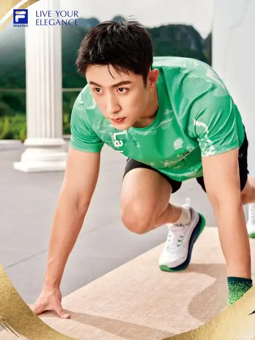 fila时尚运动代言人黄景瑜##fila glam-fitness##fila健身旅修##make