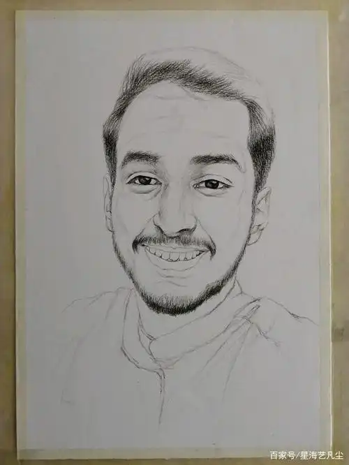 男青年素描肖像绘画过程图解鉴赏.by:冰峰画艺工作室