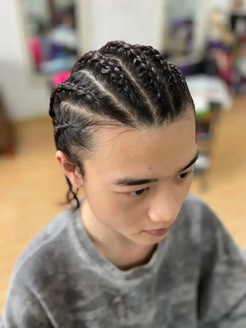 地垄沟辫 #编发 #潍坊barbershop #潍坊发型师 - 抖音