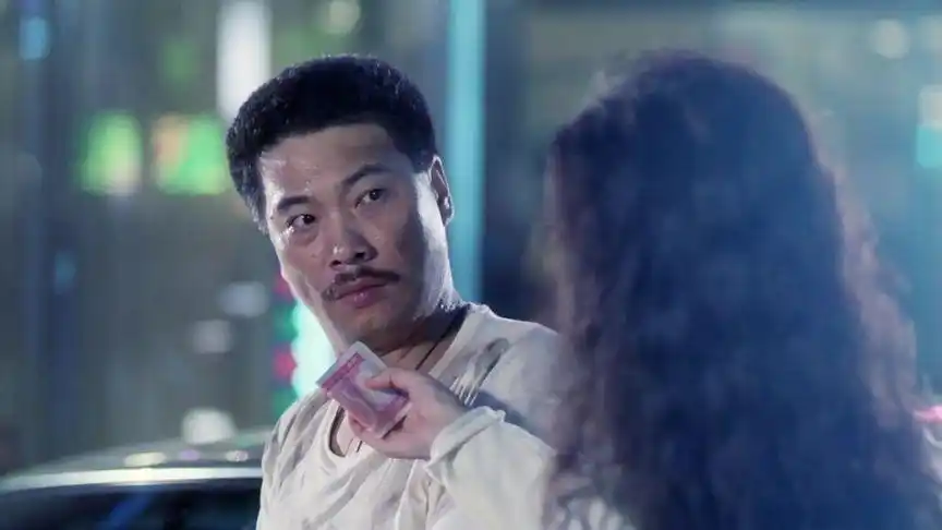 天若有情:吴倩莲100块就想收买达叔要刘德华的消息,遭嫌弃了