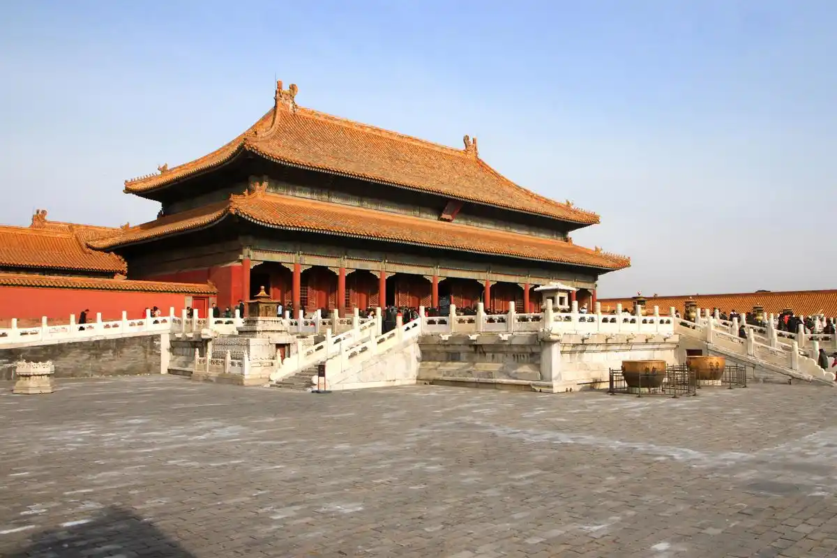 故宫后三宫,乾清宫,交泰殿和坤宁宫.