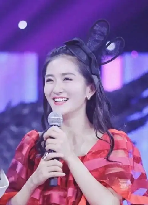 回顾谢娜从平凡到走上人生巅峰离不开张杰的帮助